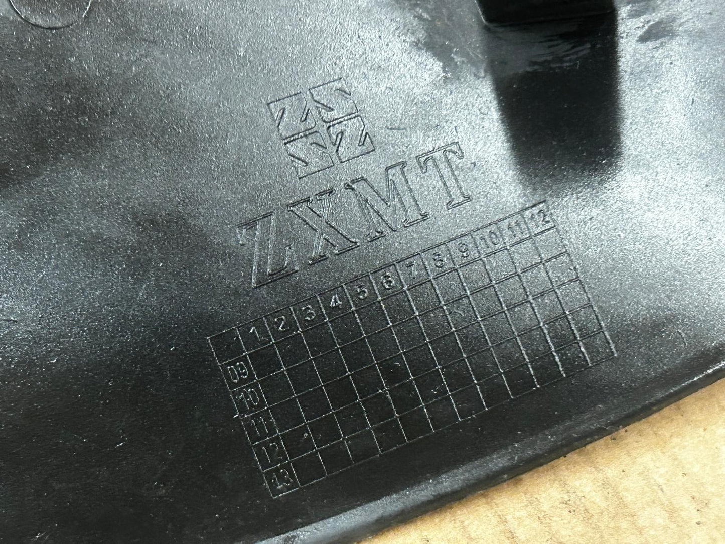 2007 - 2008 Kawasaki Ninja ZX6R Left Side Tank Cover