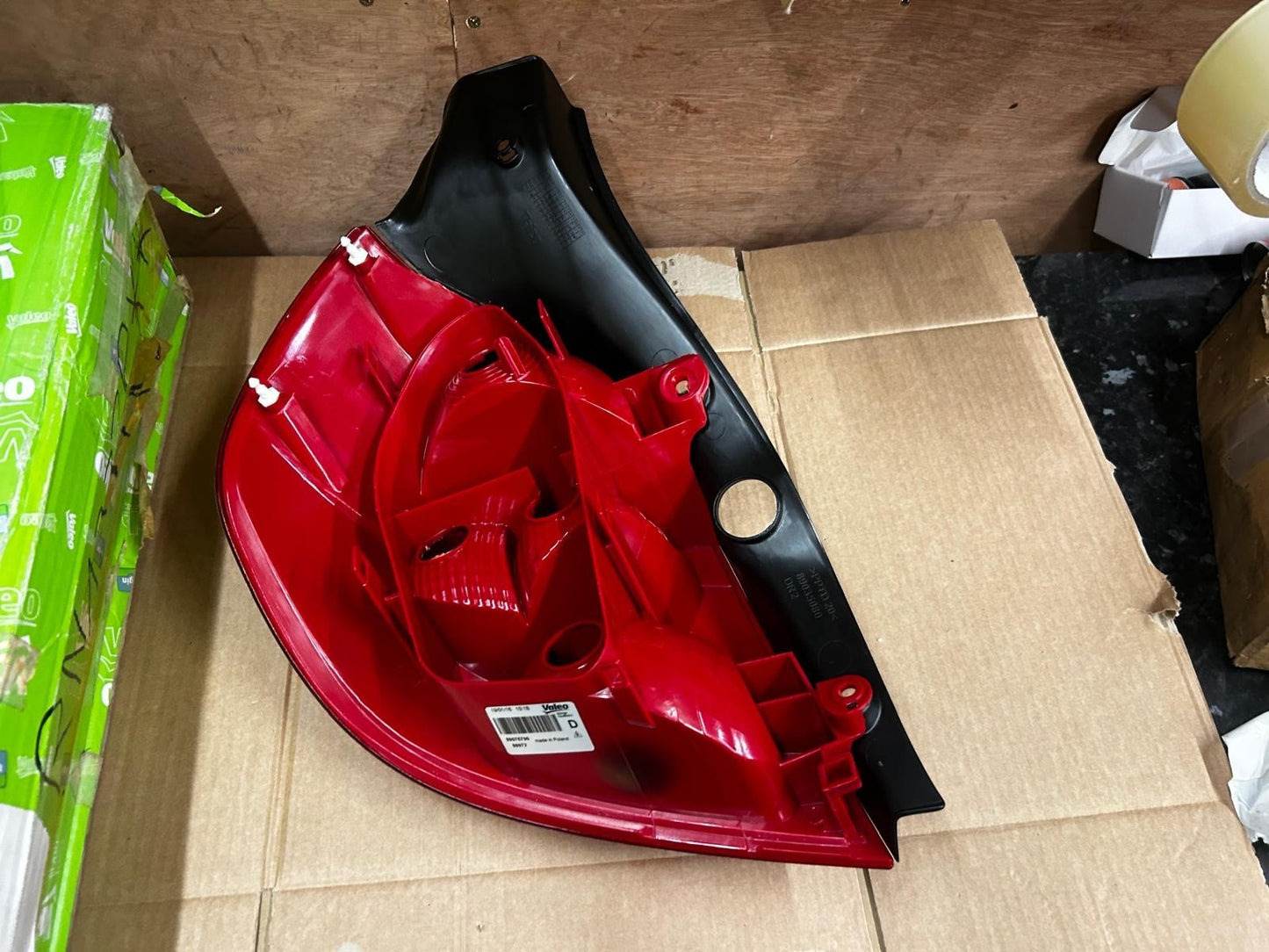 2005 - 2009 Renault Clio MK3 Right Side Tail Light | 088972