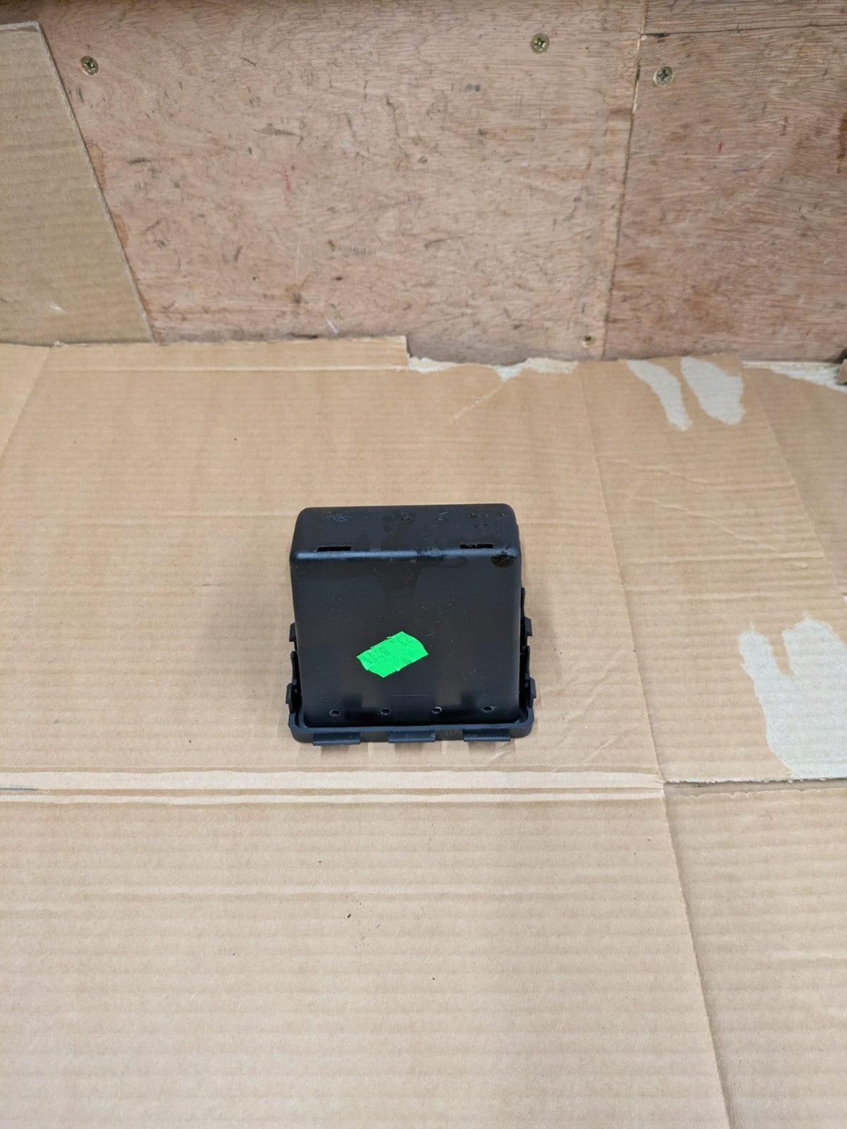 2011 Audi A3 S Line Rear Centre Console Storage Compartment | 8P0863351D