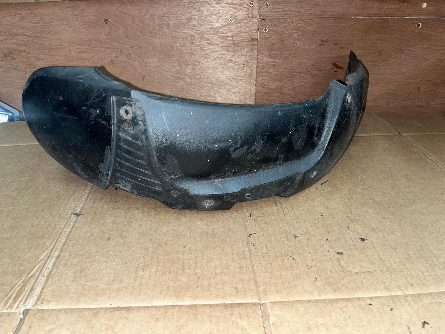 Piaggio MP3 Yourban 300 Front Left Mudguard | 667005
