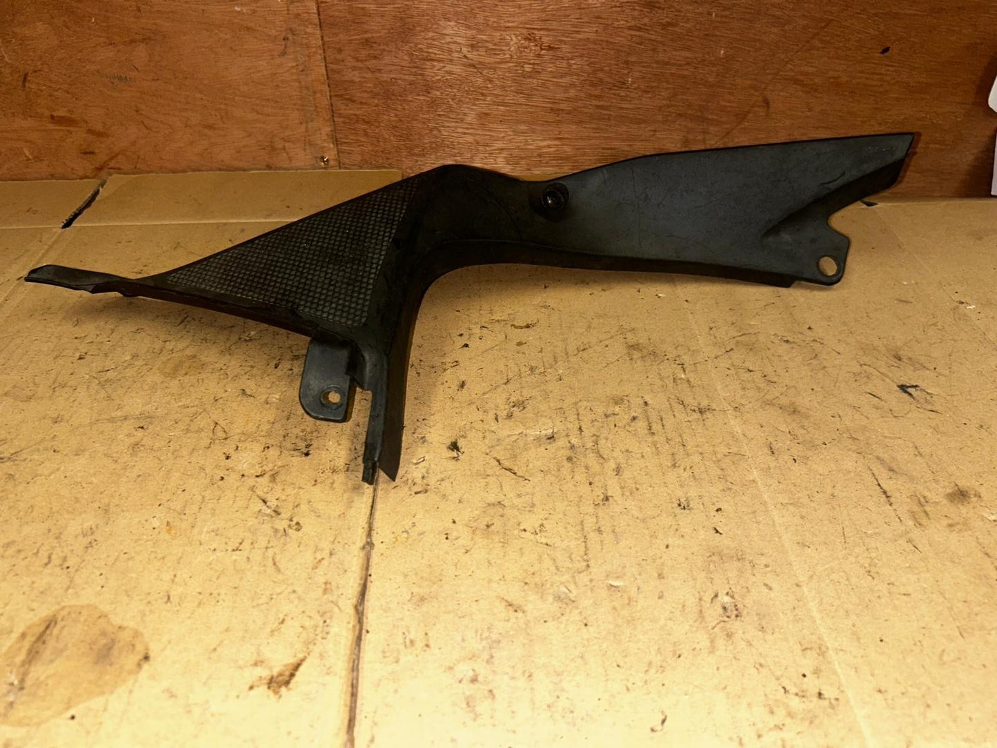 2015 2016 2018 Yamaha YZF125R Left Upper Fairing Infill Panel | 5D7-F836L-10