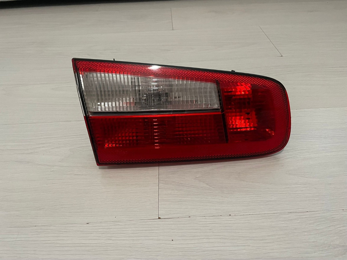 2001 - 2007 Renault Laguna Left Inner Tail Light | 8200002475 23460102