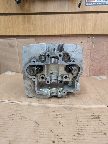 2005 Suzuki RV 125 Engine Cylinder Head