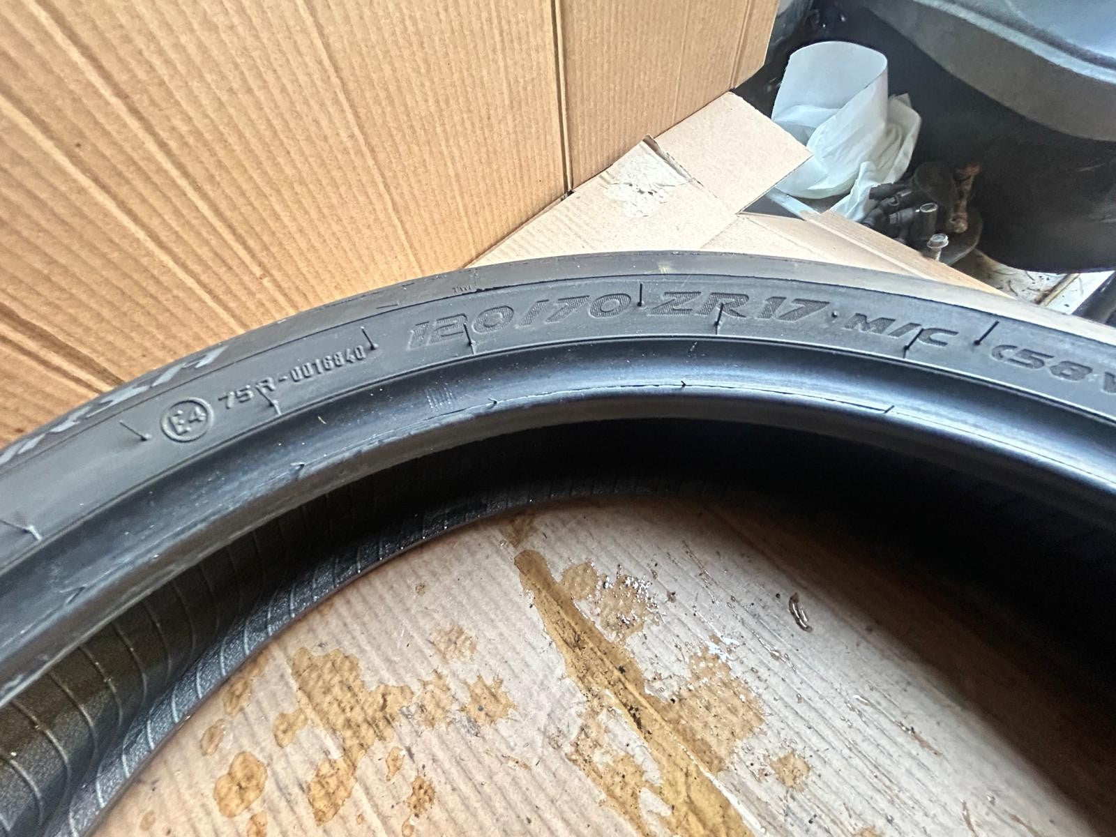 Pirelli Diablo Rosso 4 Corsa Tyre 120/70/17