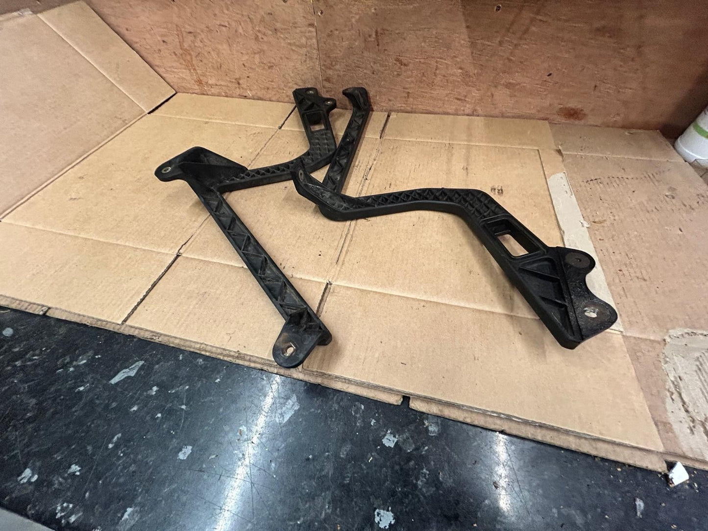 1985 - 1995 BMW K75s Left & Right Side Pannier Mounting Brackets | 46-542300037