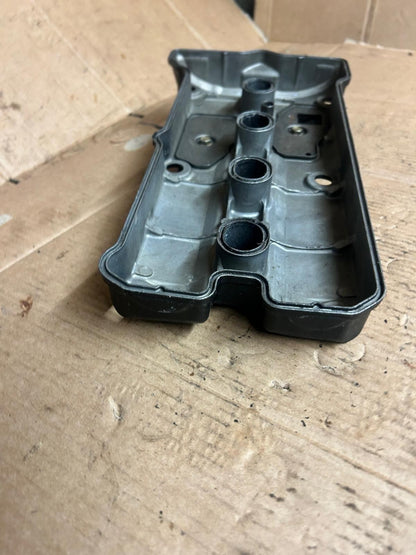 1999 Honda CB600F Hornet Cylinder Head Valve Cover