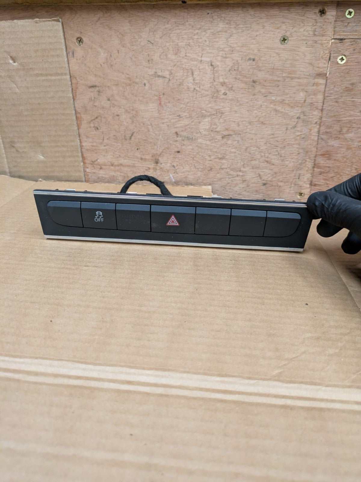 2011 Audi A3 S Line Centre Console Hazard Switch Panel | 8P0927137