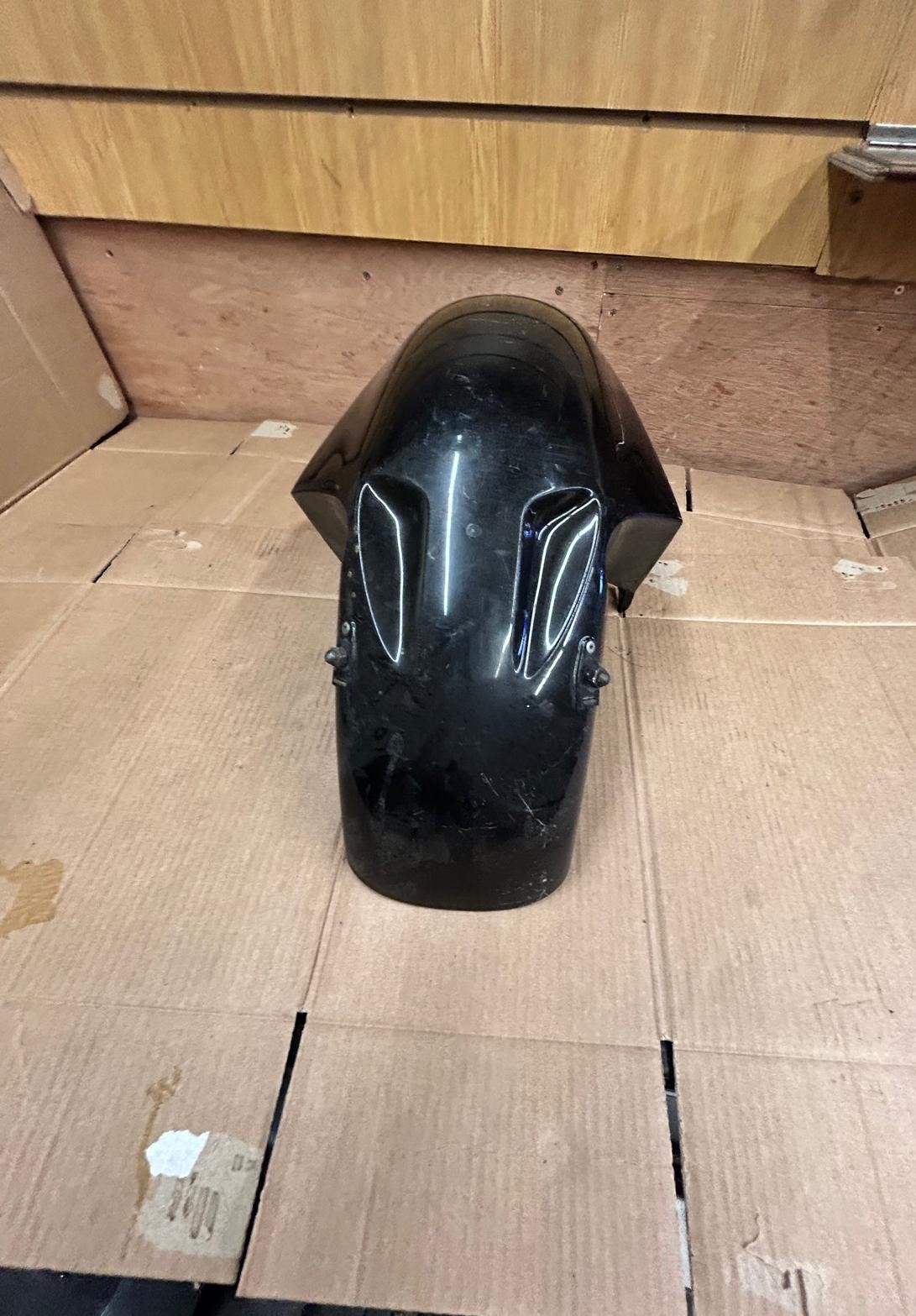 Honda CBR 900 Fireblade / CBR929RR Rider Front Fender Mudguard | 61100-MCJA-0000