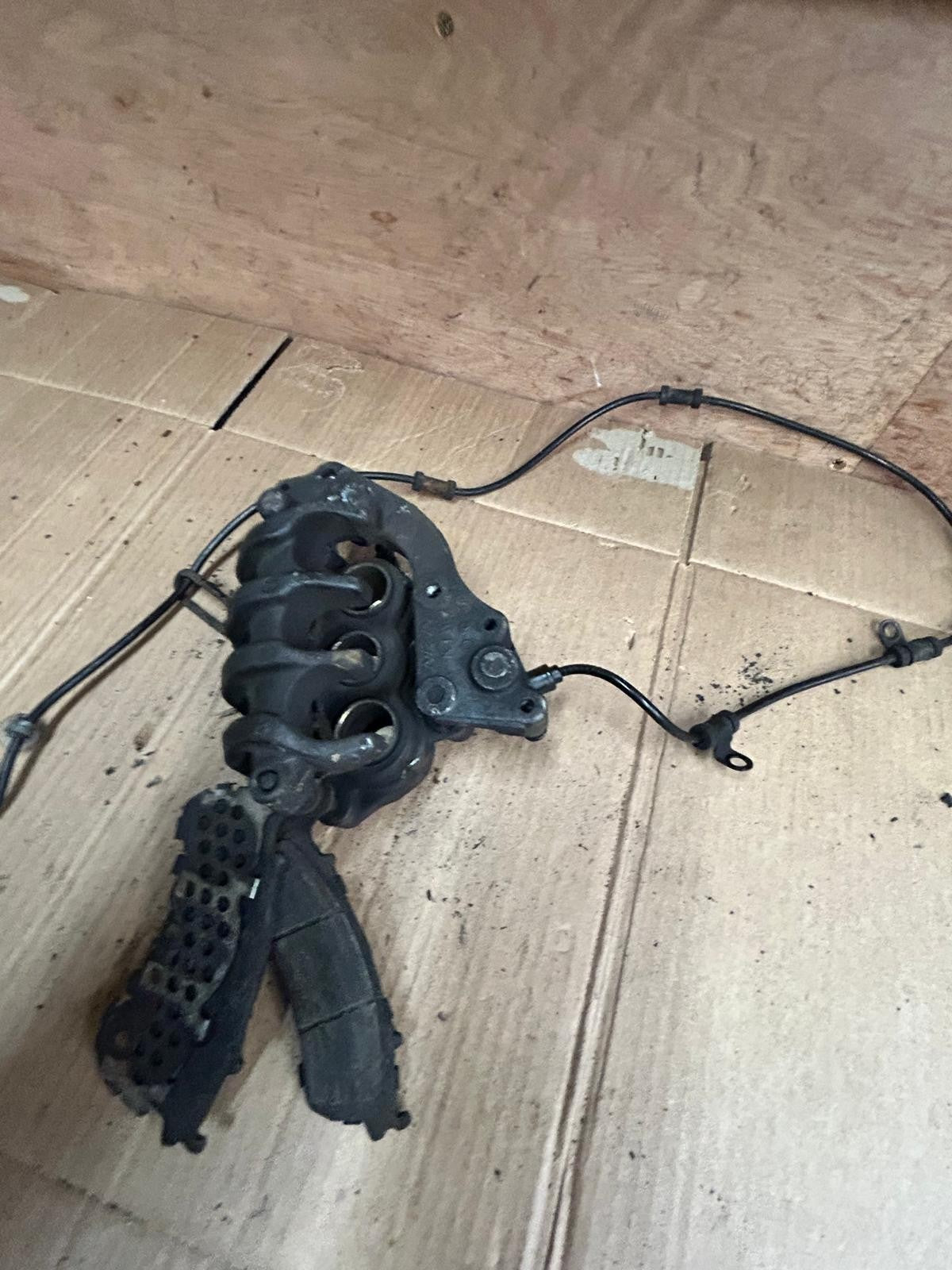 2011 Honda SH 300 Front Brake Caliper + Sensor