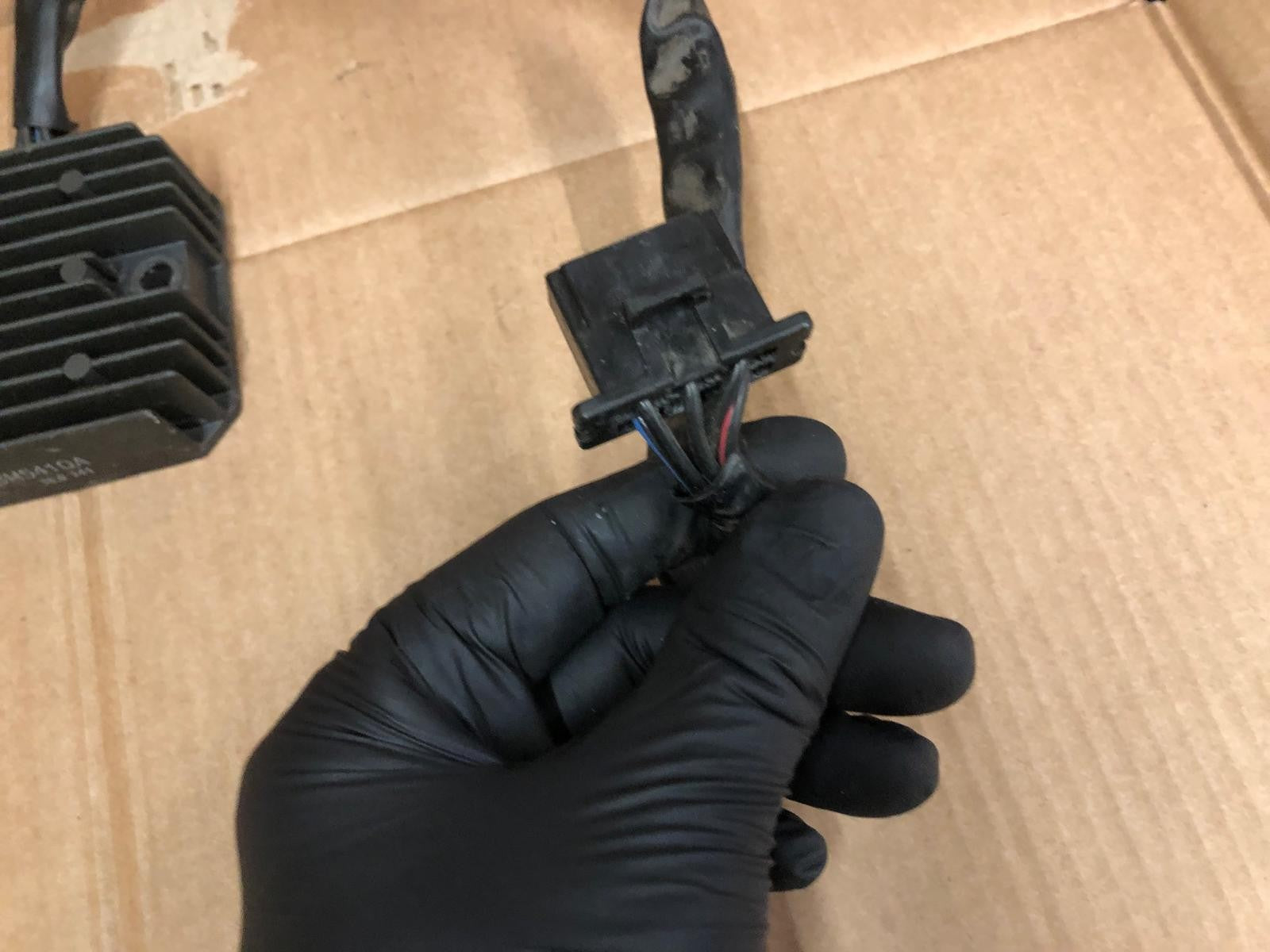 SH541QA | 2009 Honda CBR 125 Voltage Regulator Rectifier
