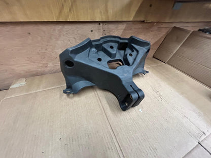 Genuine 2014 - 2016 Yamaha YZF-R125 Headlight / Clock Mount Stay Bracket