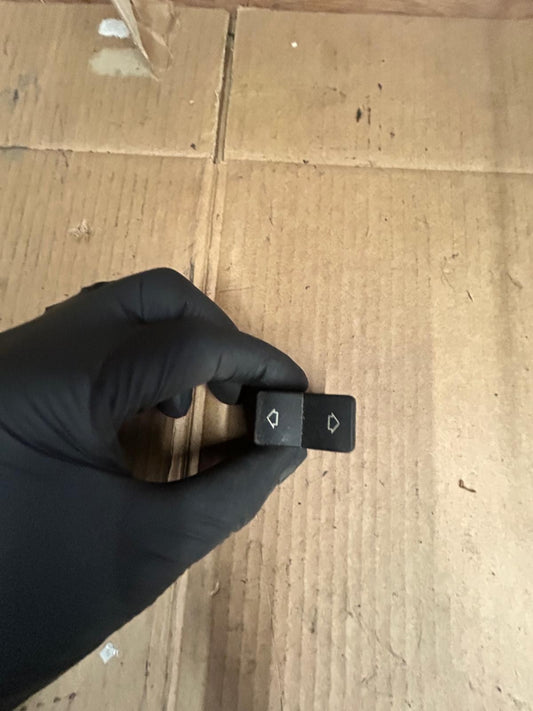 Genuine BMW 7 Series E38 Seat Controls Switch | 8352732