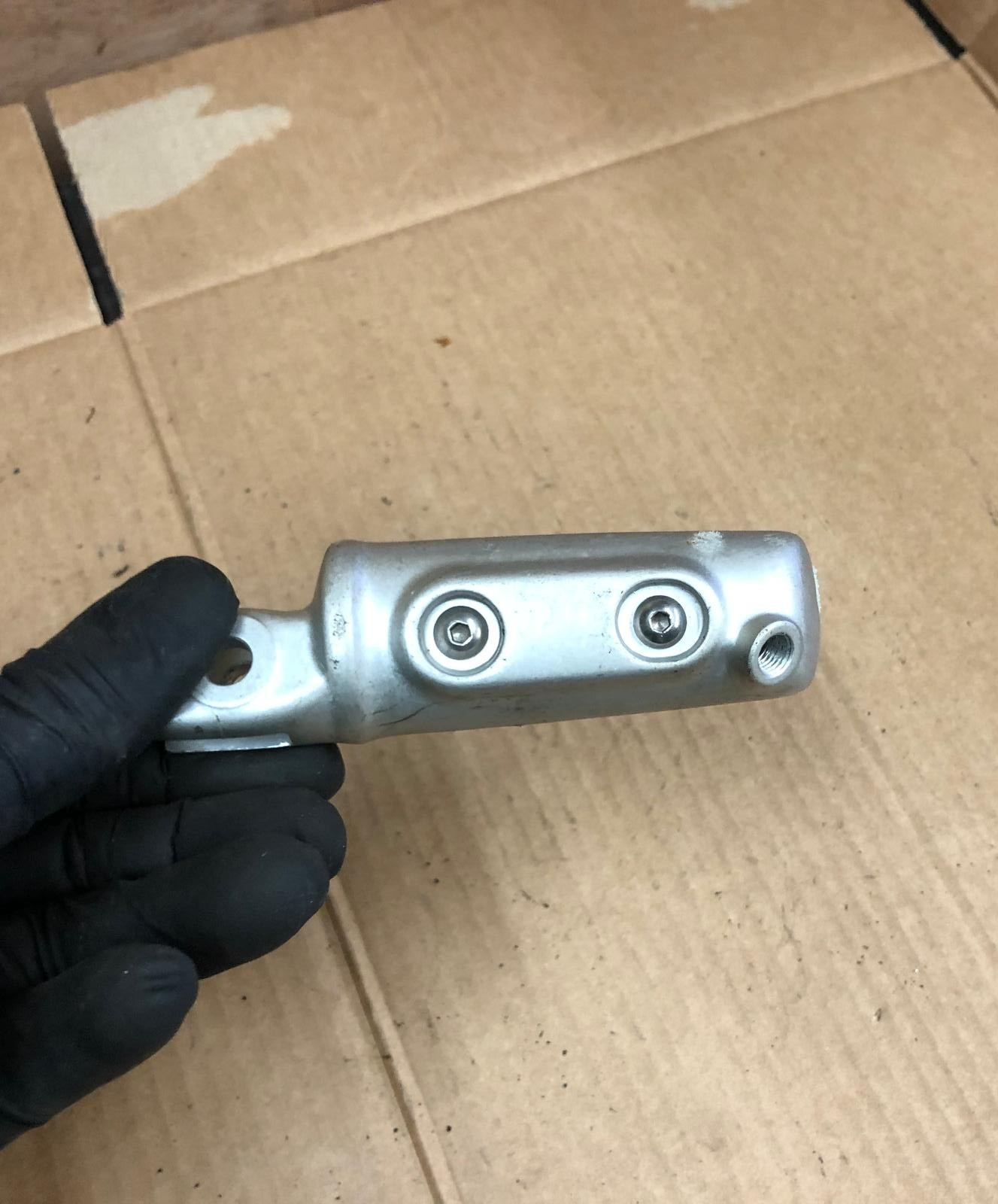 Triumph Bonneville / Street Twin Right Side Rear Passenger Footrest Footpeg
