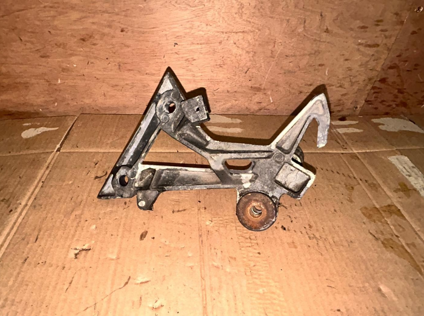 2009 Honda CBR 125 Rear Right Passenger Footrest Assembly