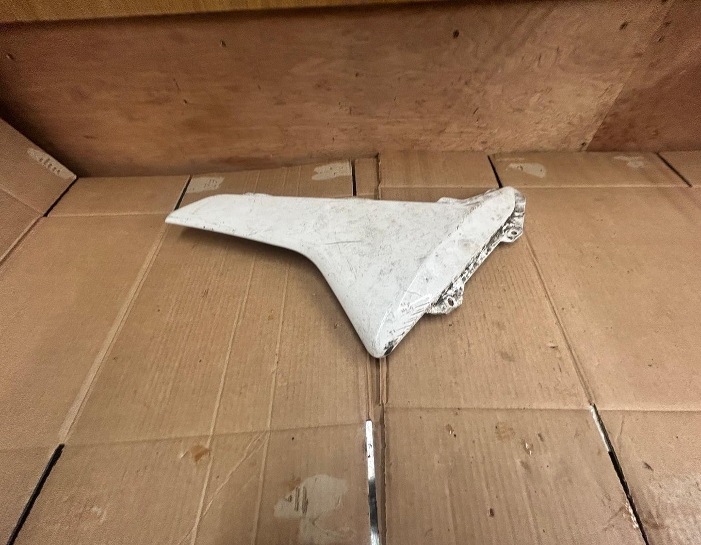 2015 - 2020 Yamaha Nmax Front Left Lower Side Mole Cover | 2DP-F171L-00