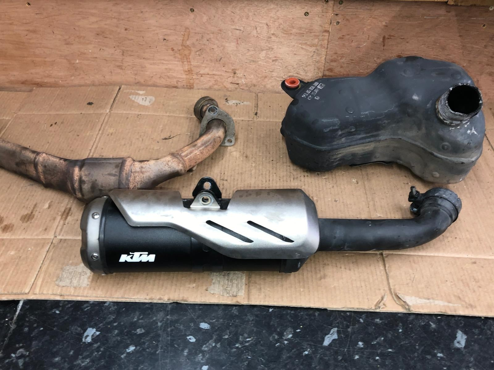 2023 KTM RC125 Complete Exhaust System | Under 3000 Miles