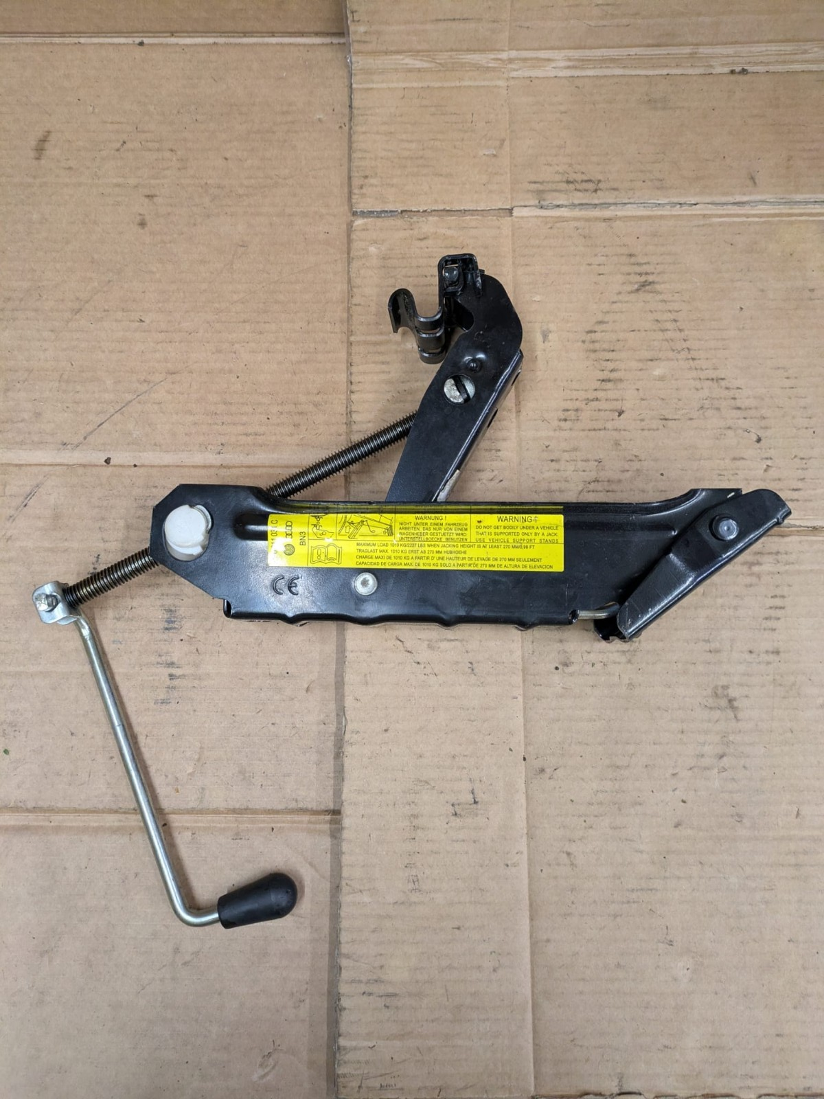 2011 Audi A3 S Line Car Jack | 8P0011031C