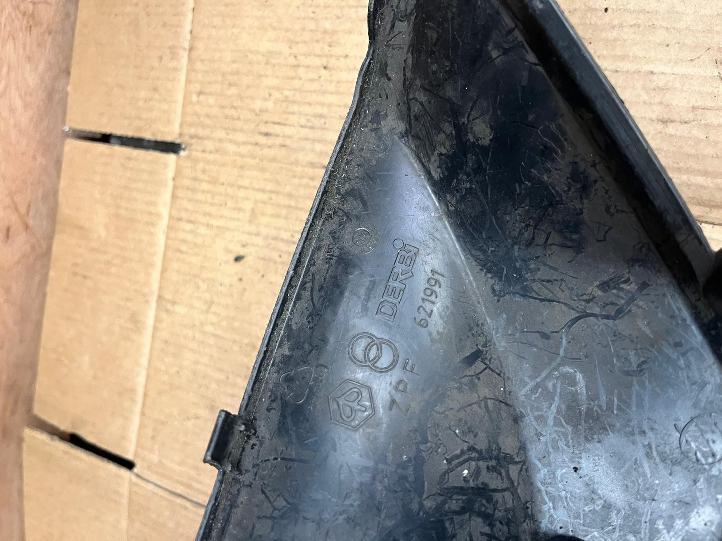 Piaggio Fly  Footboard Cover Trim Panel | 621991