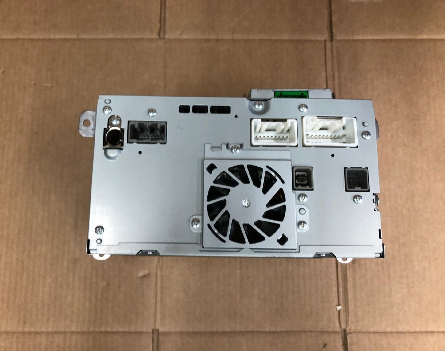 2014 Mitsubishi Outlander GX 4h PHEV Head Unit Display Screen | 8750A482