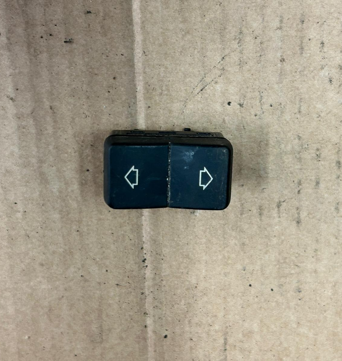 BMW 7 Series E38 Seat Switch