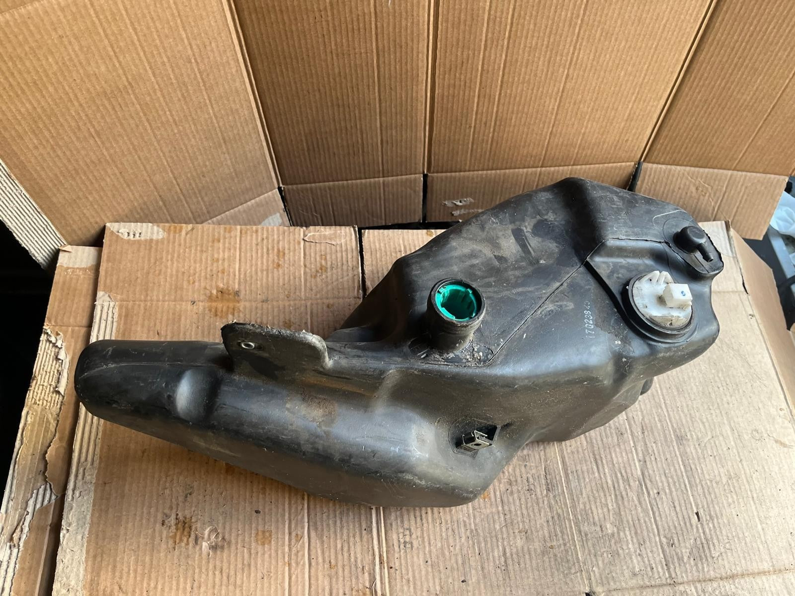 2005 - 2010 Piaggio Liberty 125 Petrol Tank | 6PD030