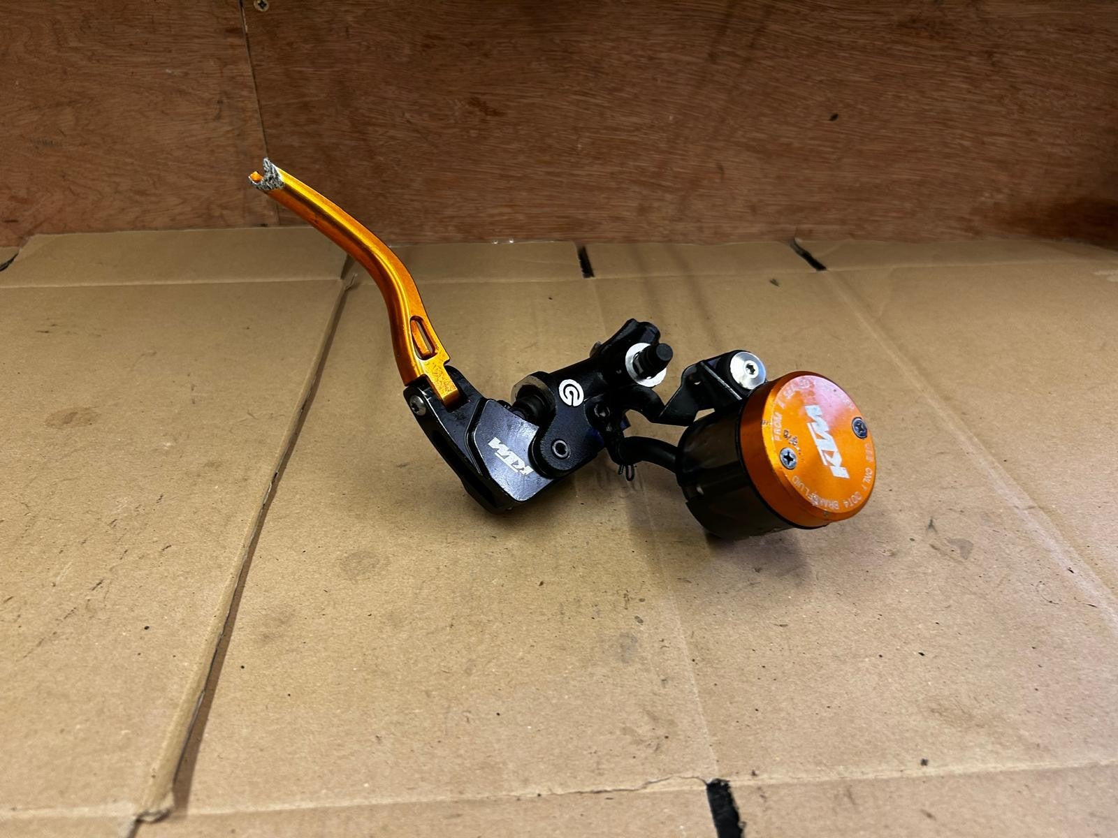 2020-2023 KTM 1290 Superduke R Front Brake Master Cylinder & Lever | 61713902044
