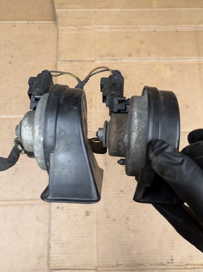 2011 Audi A3 S Line Dual Tone Horn | 8P0951223C 8P0951221C