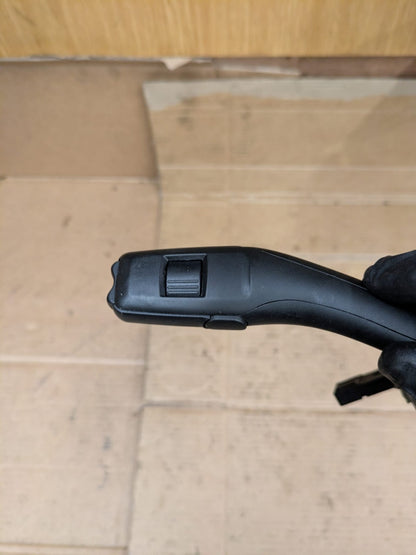 2011 Audi A3 S Line Front Windscreen Wiper Unit | 8P0953519E