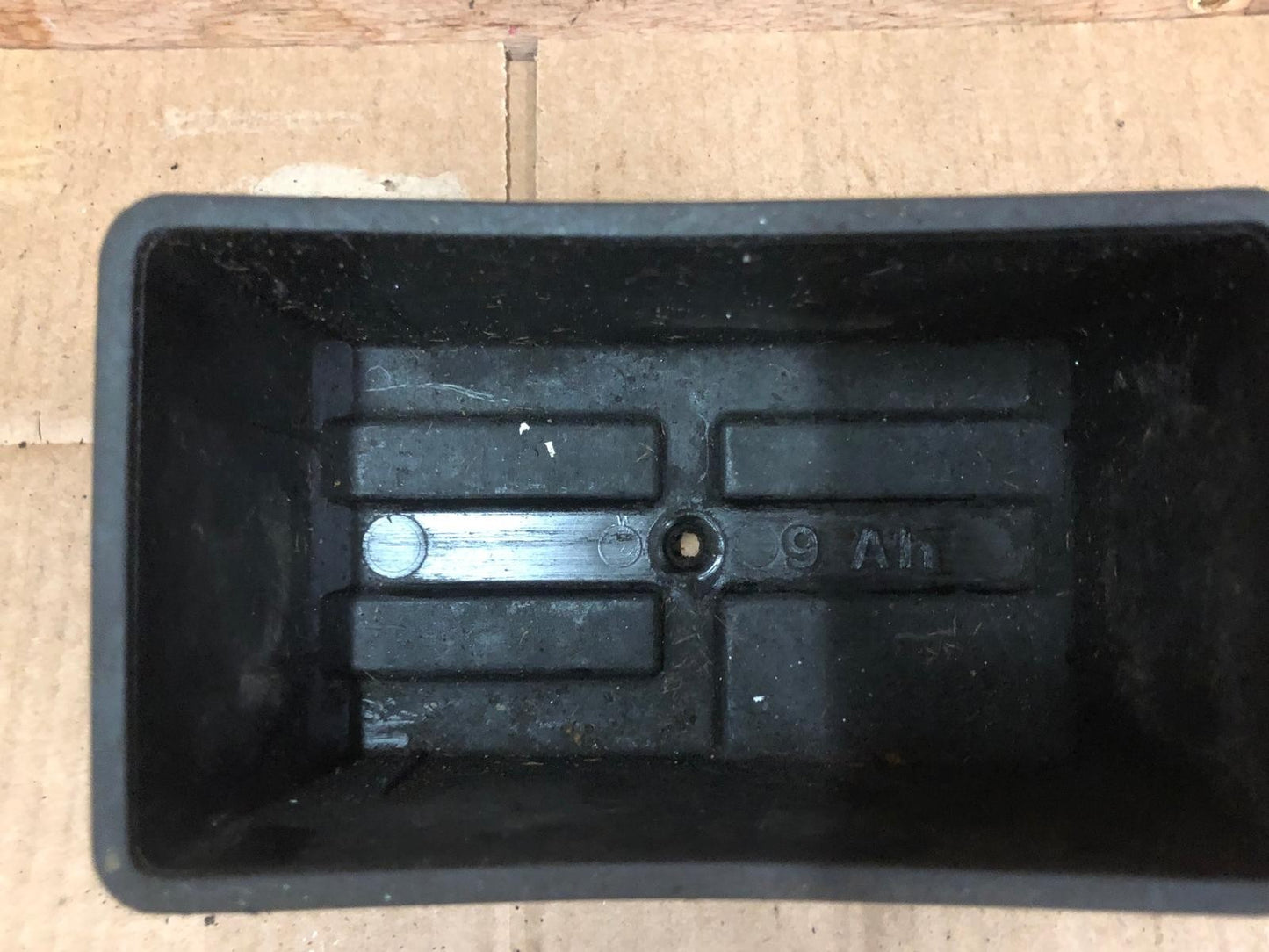 Vespa ET2 ET4 Battery Compartment Cover