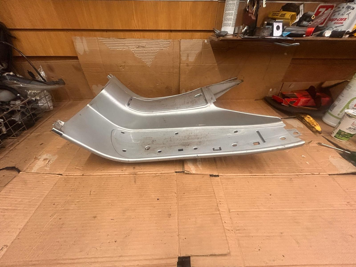 2001 Vespa ET4 Cento 125 Footrest Board Floorboard Panel