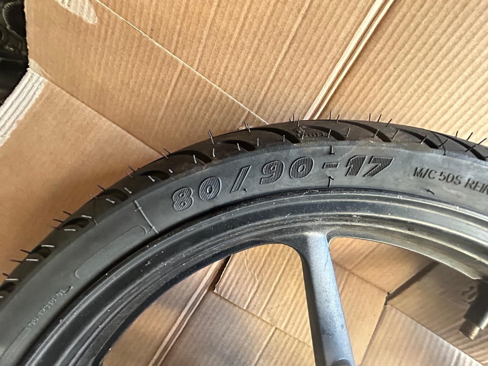 2009 Honda CBR 125 Wheel & Brake Disc