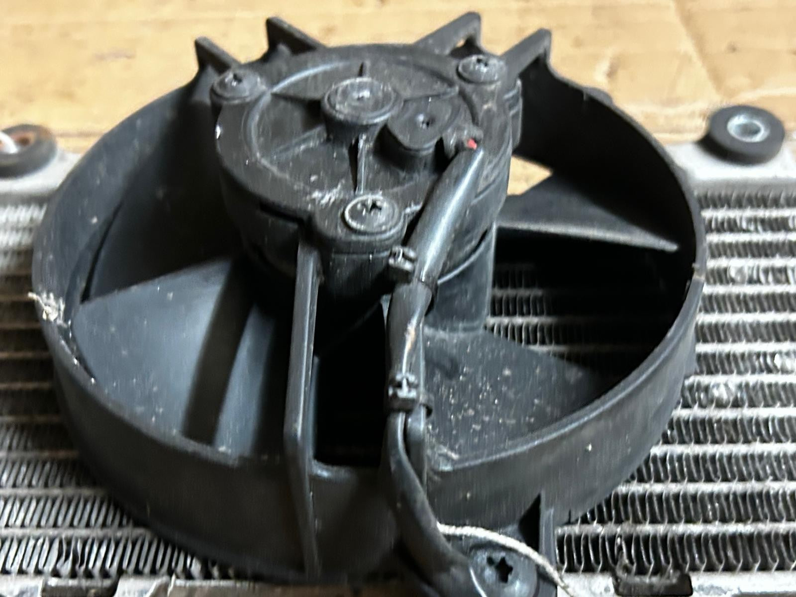 2019 - 2021 Piaggio MP3 300 HPE Sport Radiator Fan