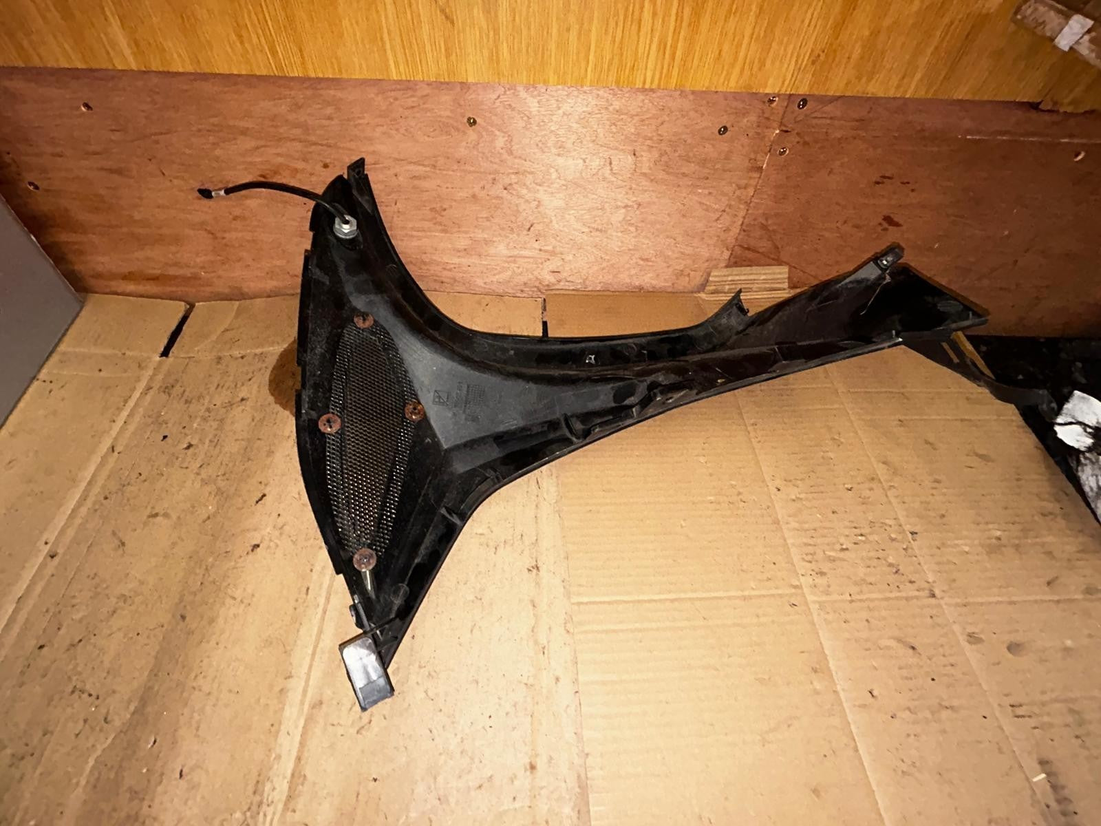 2019 Piaggio MP3 HPE 300 Sport Left Side Fairing | DIS 1B005991