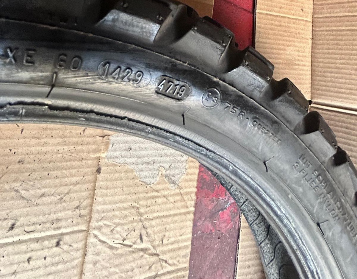Metzeler Enduro 3 Sahara Motorcycle Tyre 120/80/18