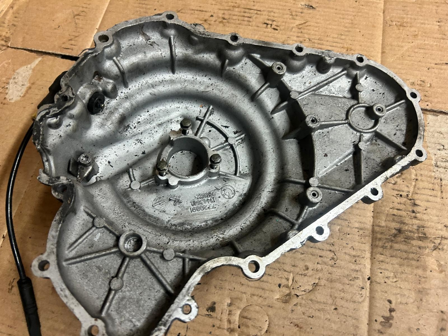 2014 - 2018 BMW C650 / C 650 Sport K18 Left Engine Housing Cover | 7729691