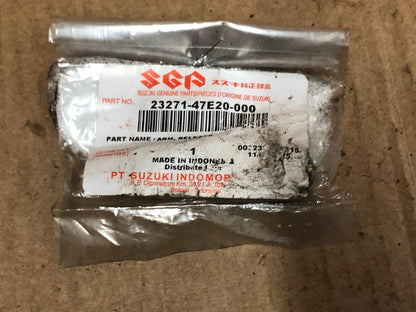 2018 - 2019 Suzuki GSXR 125 Arm Release | 23271-47E20-000