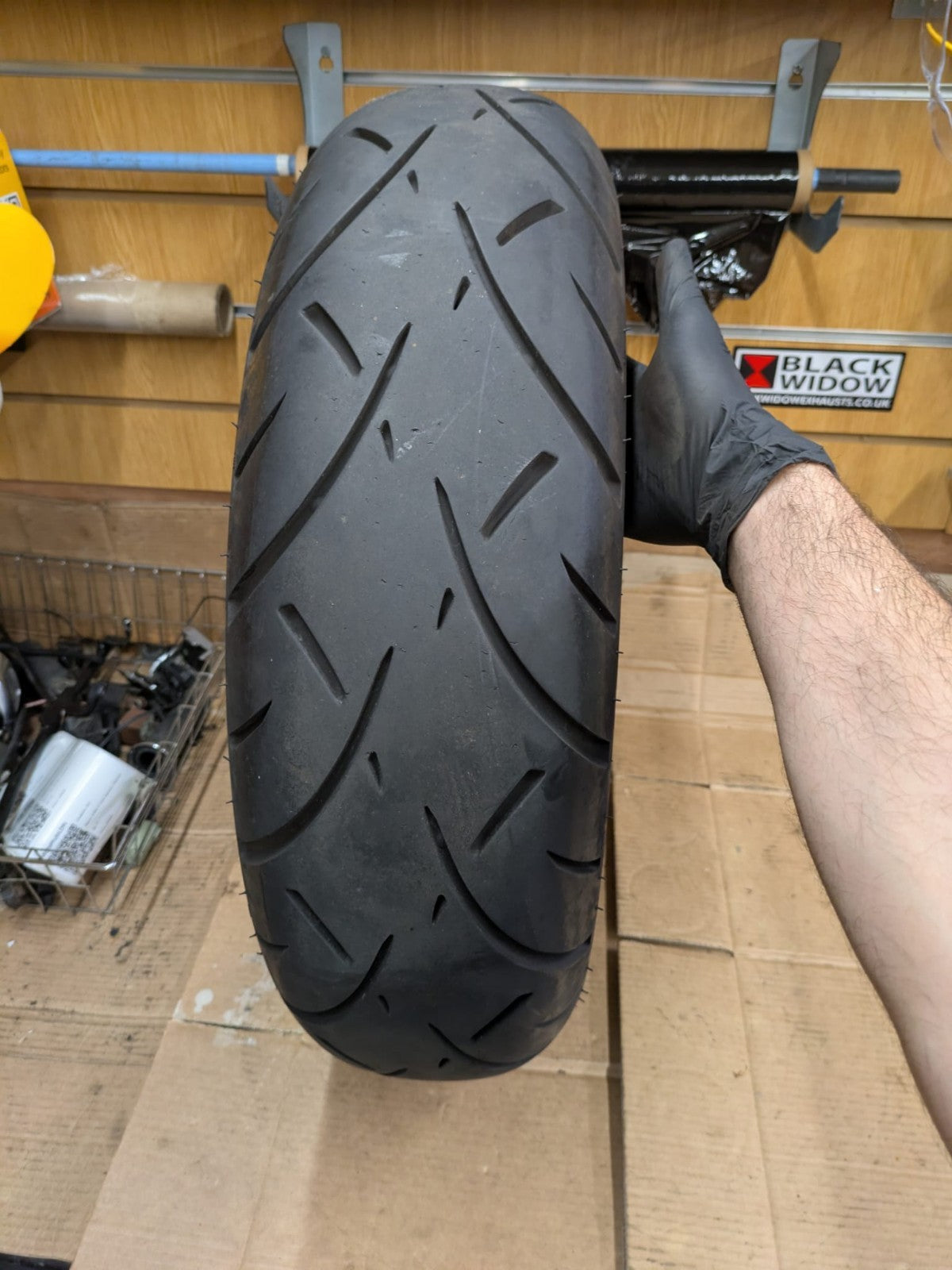 Metzeler ME888 Marathon Ultra Motorcycle Tyre 180/65/16 Reinforced
