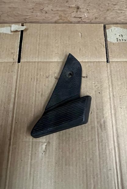 1998 - 2014 Vespa LX 125 150 Left Side Footrest | 622125