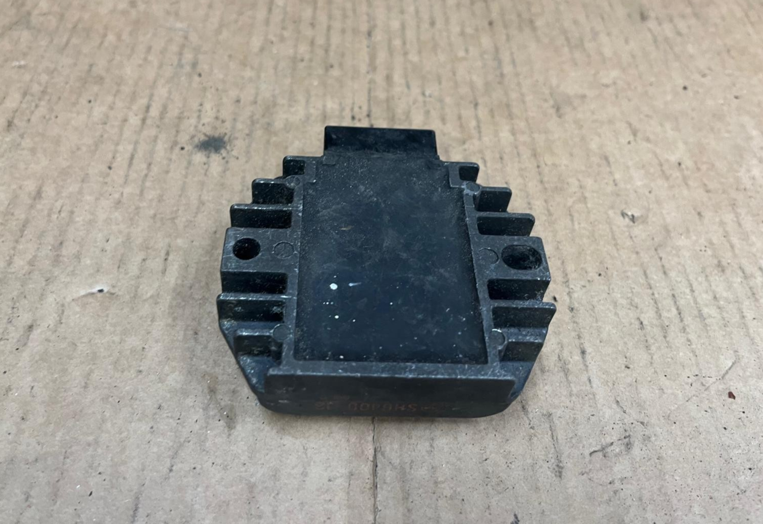 SH640D-12 | Regulator Rectifier Genuine OEM Part