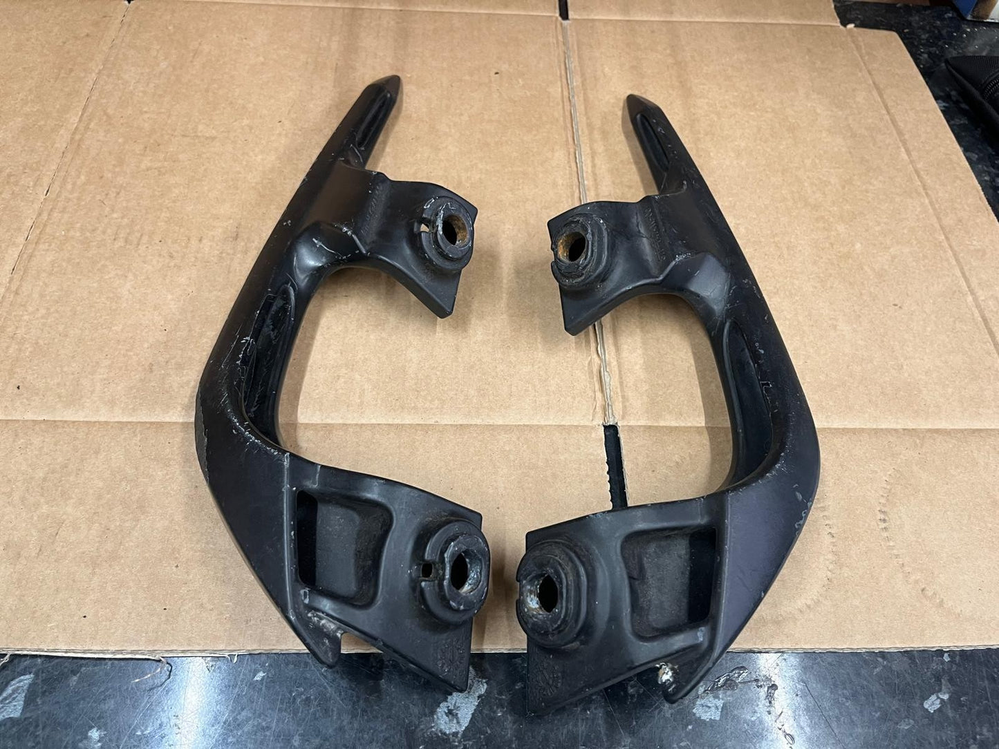 2009 - 2013 Yamaha Xmax 125/250 Driver & Passenger Grip | 37P-F474W-00