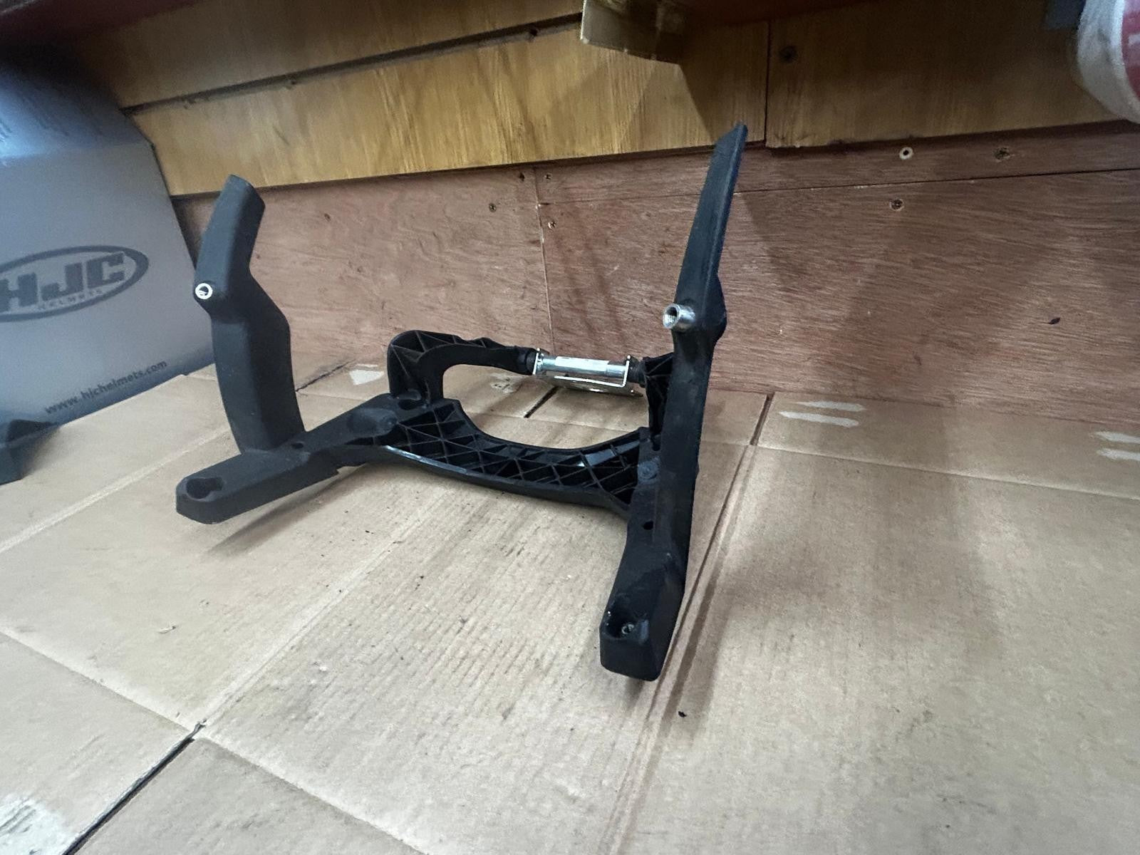 2016 - 2021 BMW C650 Sport Windshield Mount Bracket