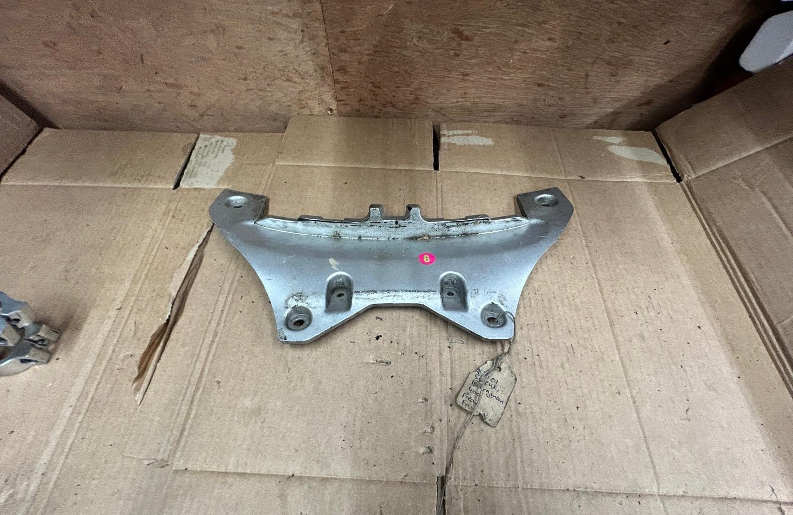 1998-1999 Suzuki AN250/400 Burgman Pillion Rider Front Handle Cover | 46215-14F5
