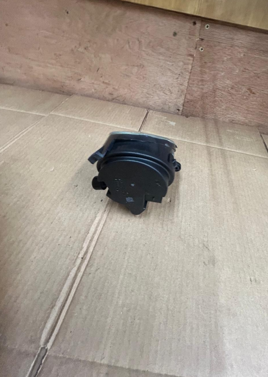 Genuine Hella Audi A6 A8 Fog Light | 1N0 354 013-021