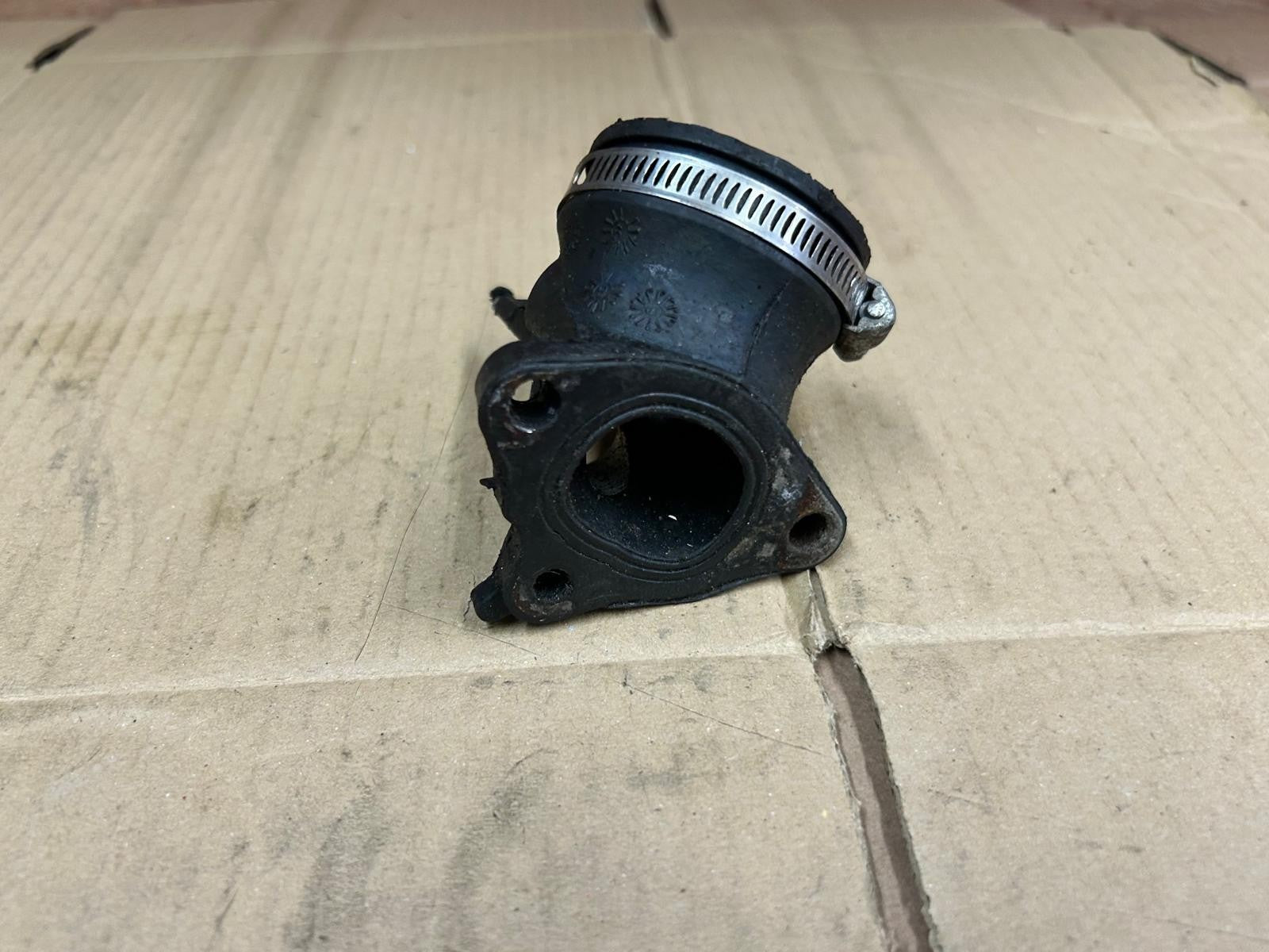 2006 - 2011 Gilera Nexus 250 / 300 Throttle Body Union Pipe | 847881