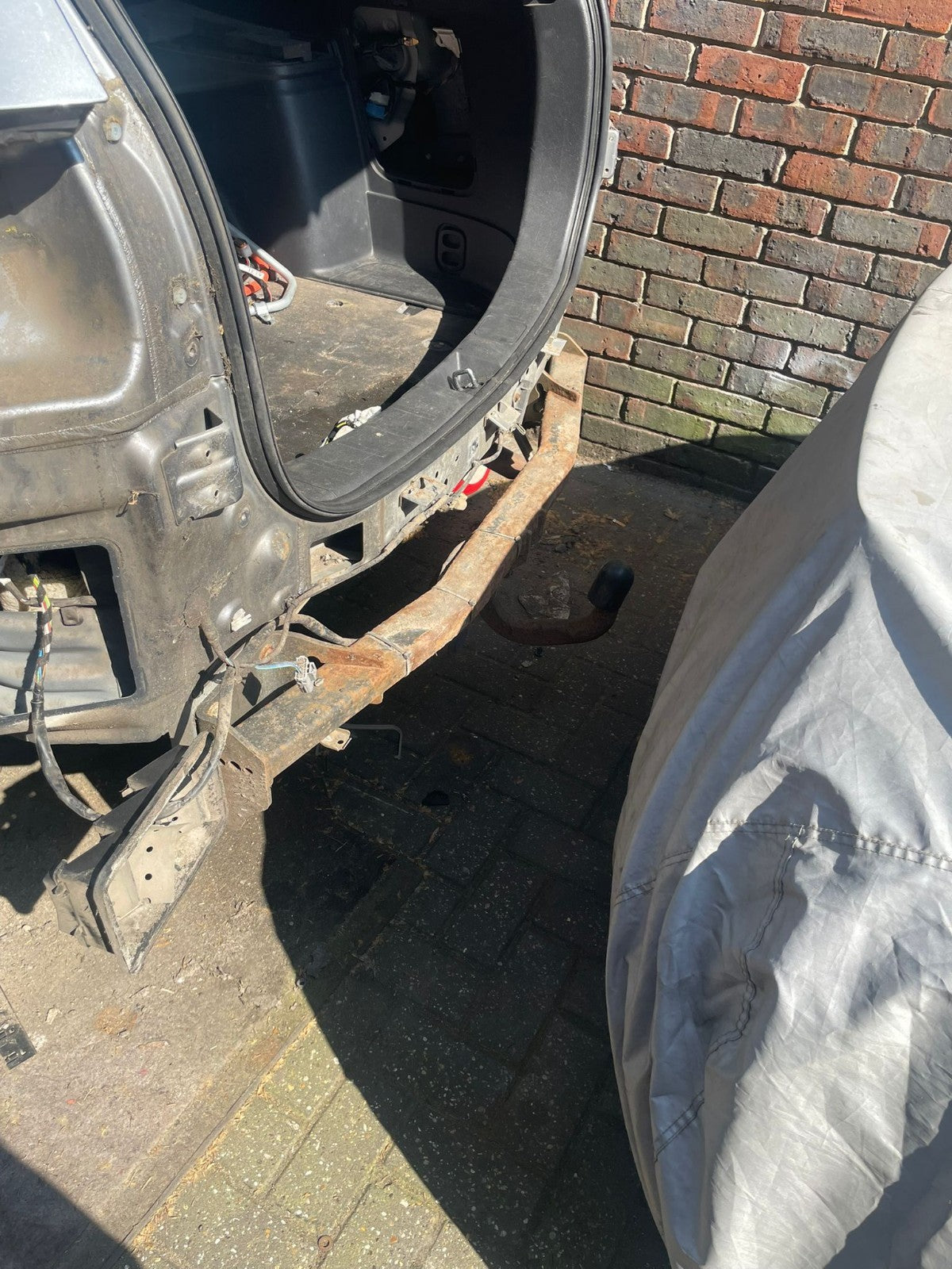 2014 Mitsubishi Outlander Towbar with Wiring