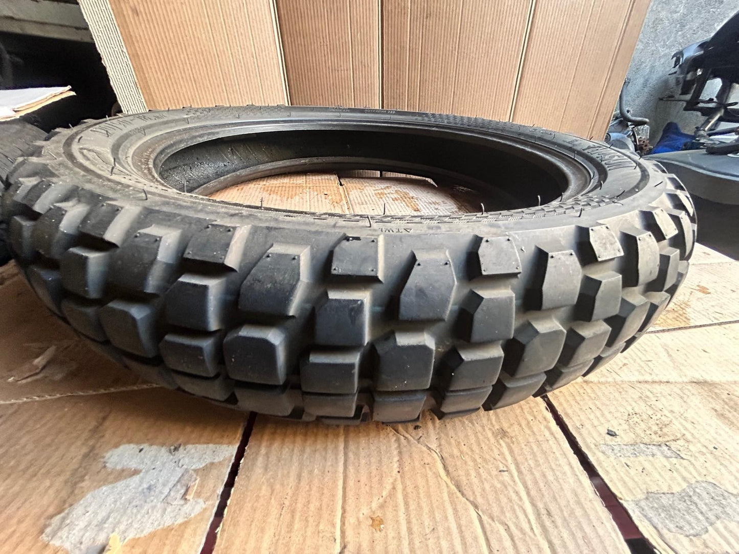 Timsun Motorcycle Tyre 120/90/18