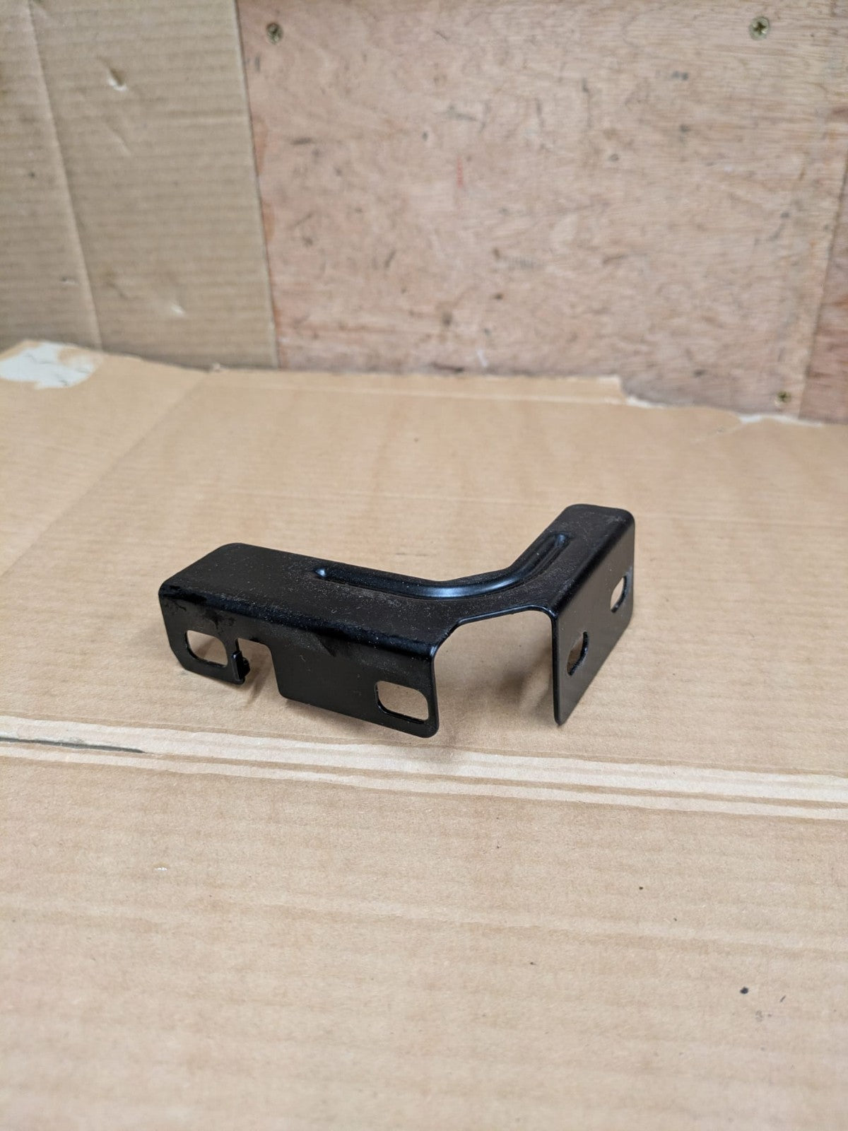2011 Audi A3 S Line Dashboard Mount Bracket Plate | 8P0880303A