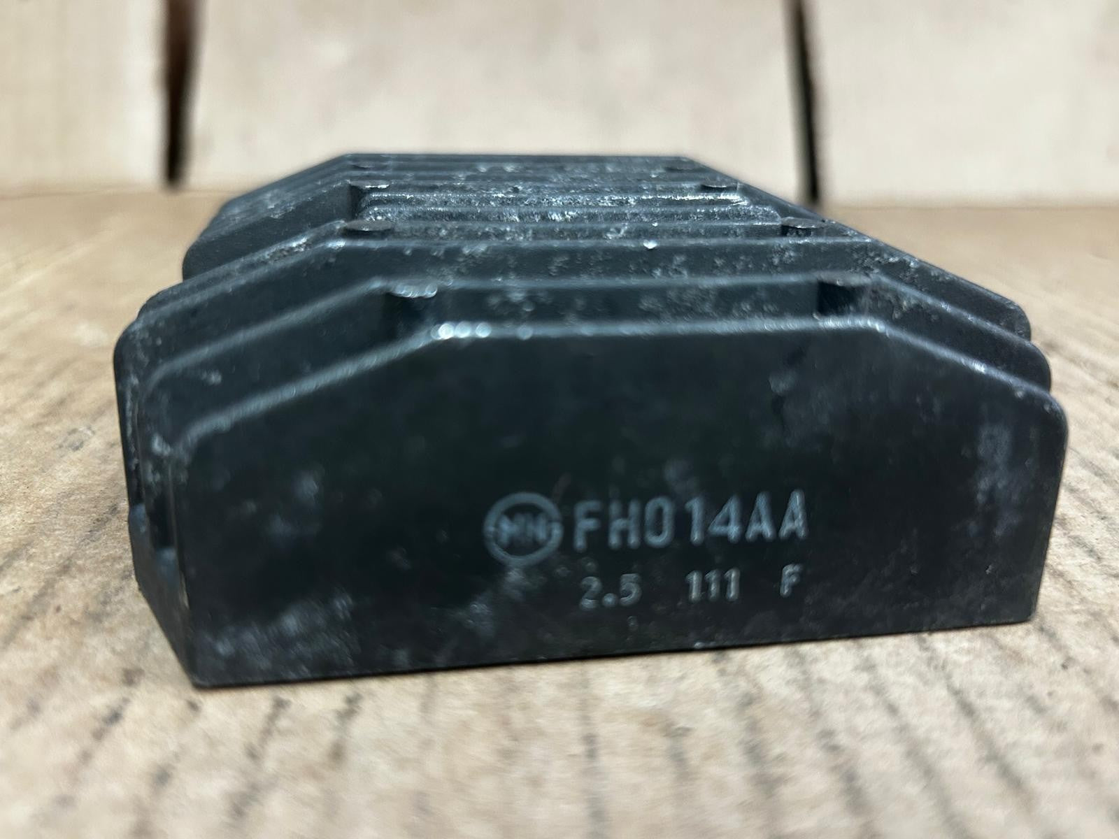 FH014AA | 2012 - 2019 Honda NC 700 S/SA/SD Rectifier Voltage Regulator