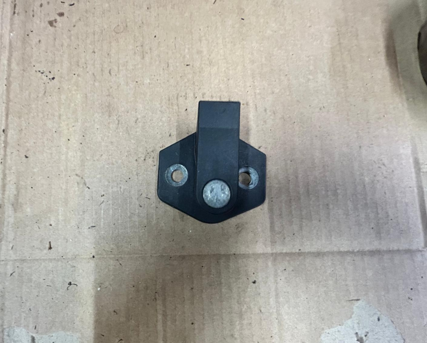 Genuine BMW 7 Series E38 Door Latch | 8150084