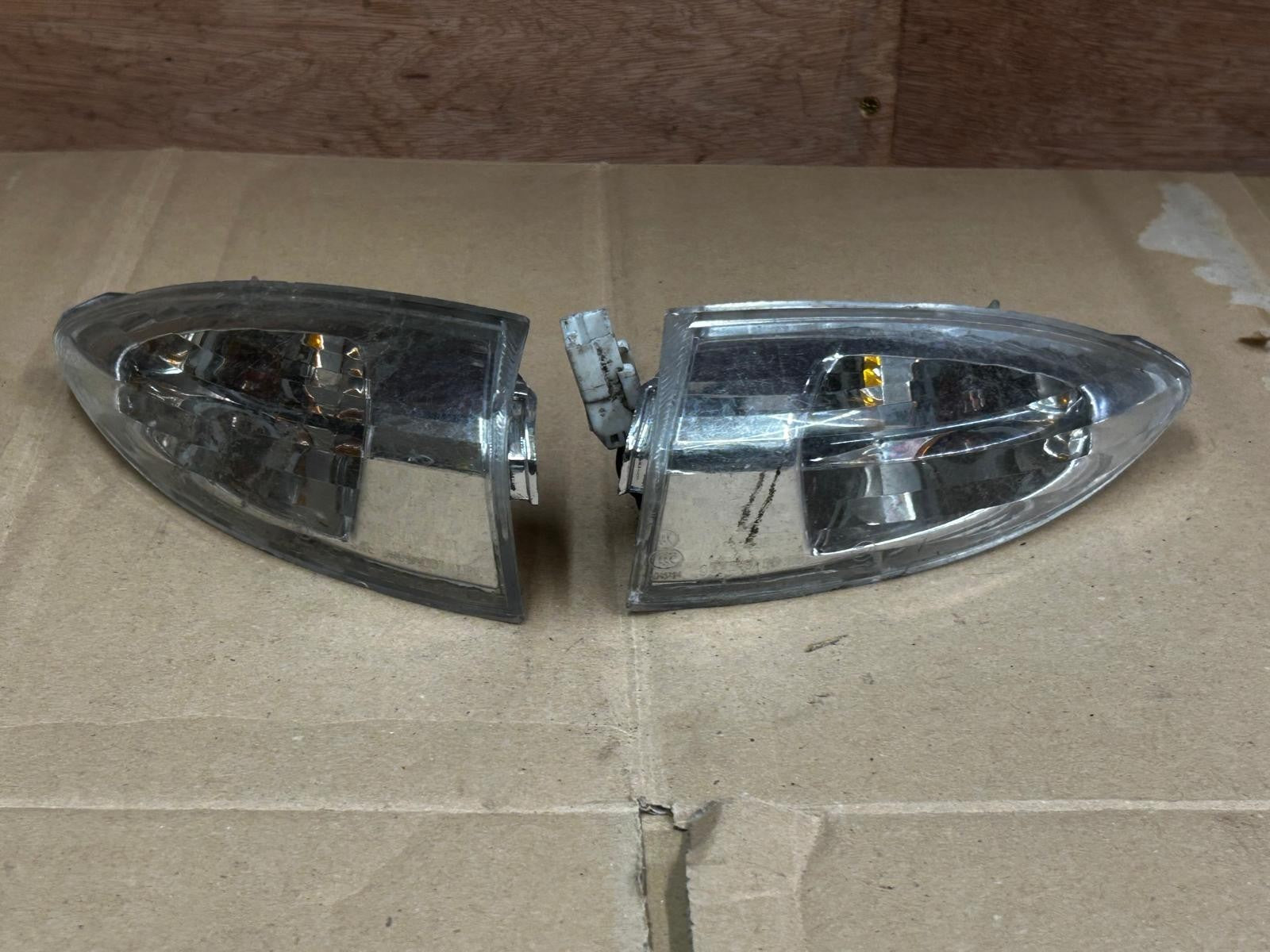 Piaggio Fly 50 / 125 Rear Left & Right Indicator Pair | 920012B